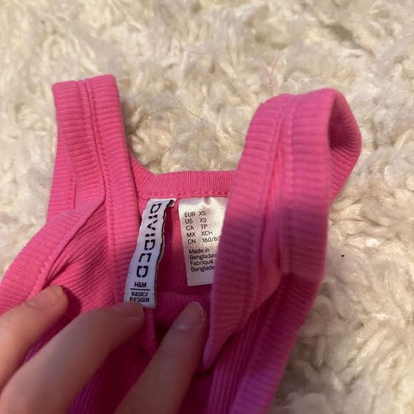 H&M Halter Tank Top - Picture 2 of 2